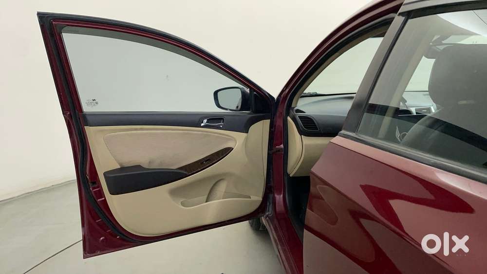 Hyundai Verna 1.6 Vtvt Sx, 2014, Petrol