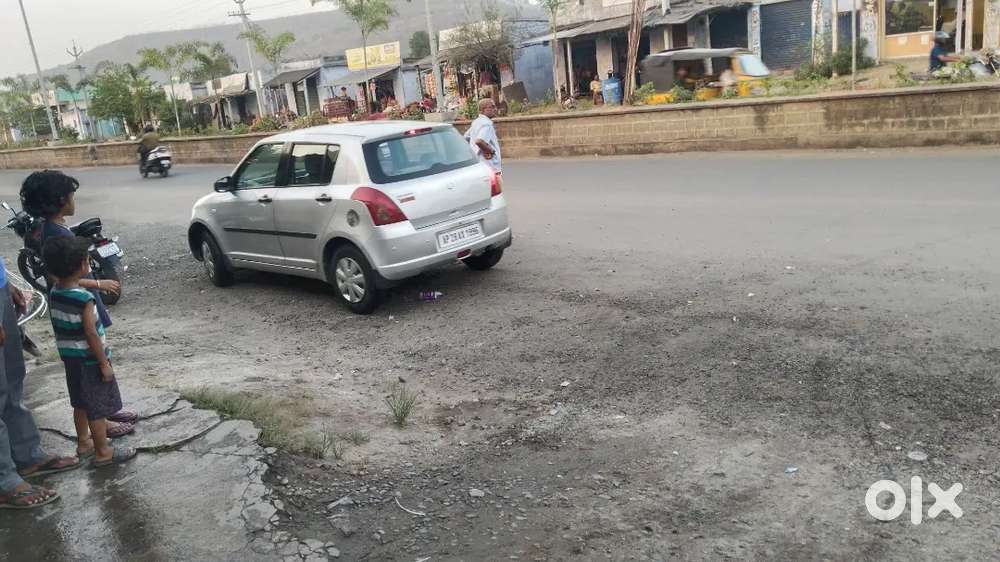 Maruti Suzuki Swift 2007 Petrol 96548 Km Driven, Exlent & Smooth
