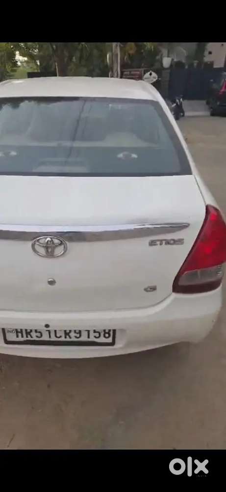 Toyota Etios 2012 Petrol 100000 Km Driven