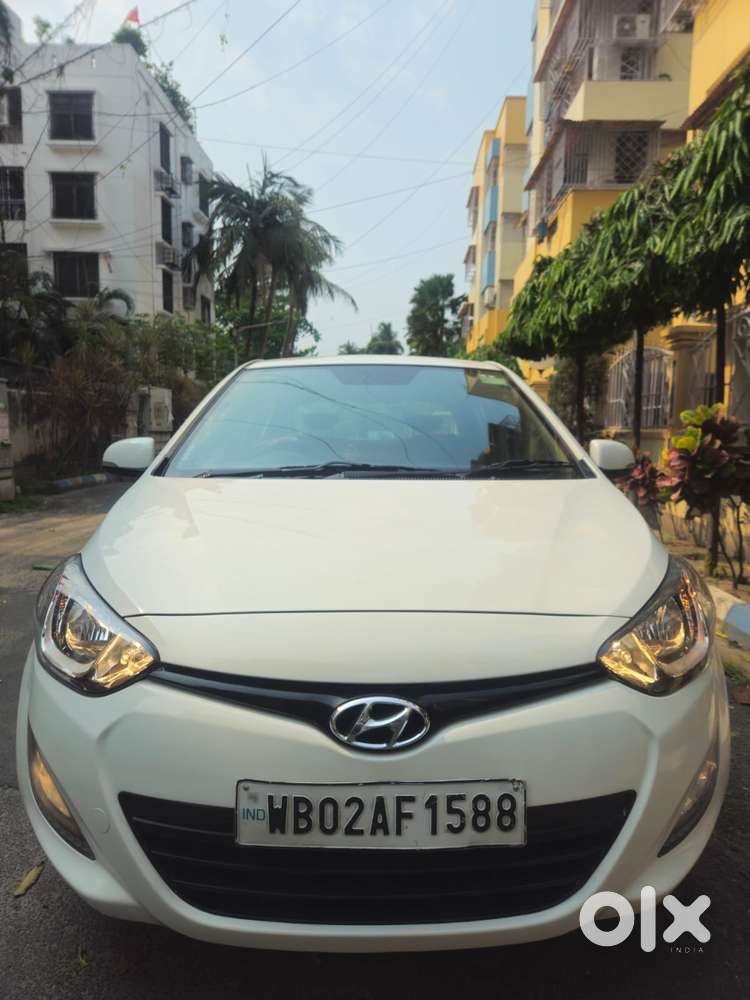 Hyundai I20 Sportz 1.2 Bs-iv, 2014, Petrol