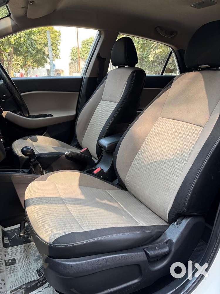 Hyundai I20 Sportz 1.2 Bs-iv, 2019, Petrol