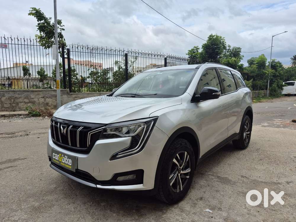 Mahindra Xuv700 Ax 5 Petrol Mt Str (e), 2022, Petrol