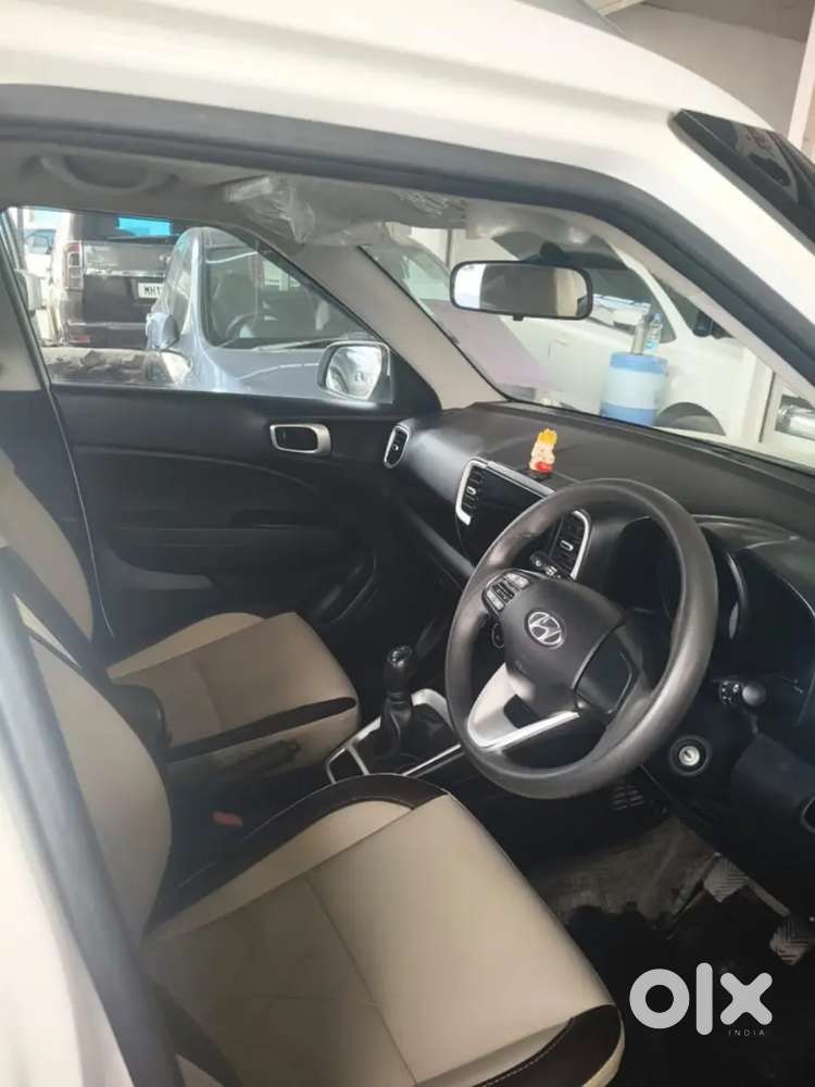 Hyundai Venue S Plus 2022 Mt Petrol