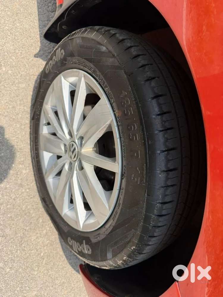 Volkswagen Polo Petrol Highline 1.2l, 2016, Petrol