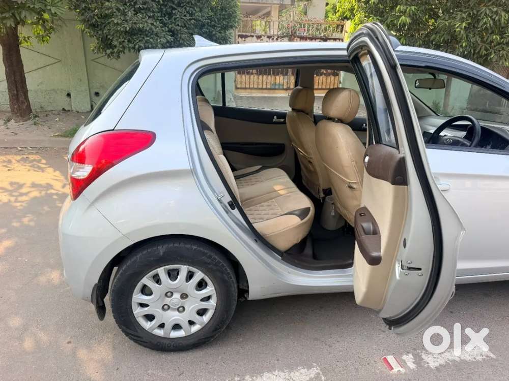 Hyundai I20 Magna, 2011, Petrol