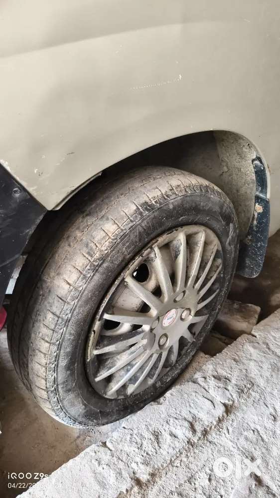 Good Condition And Full Working Condition No Problem In Car