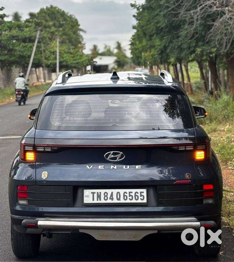 Hyundai Venue, 2023, Petrol