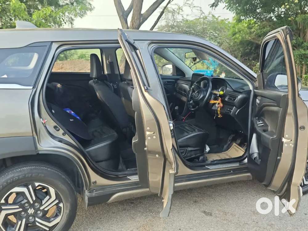 Maruti Suzuki Brezza Petrol Lxi 2025 March