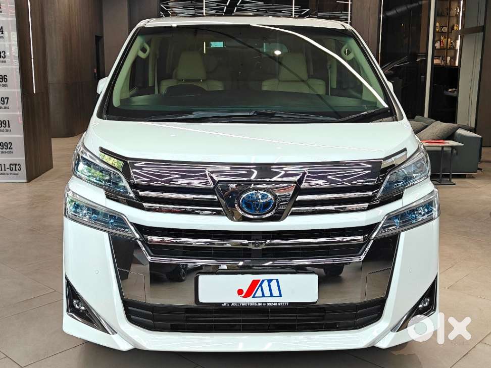 Toyota Vellfire Vip – Executive Lounge, 2023, Petrol