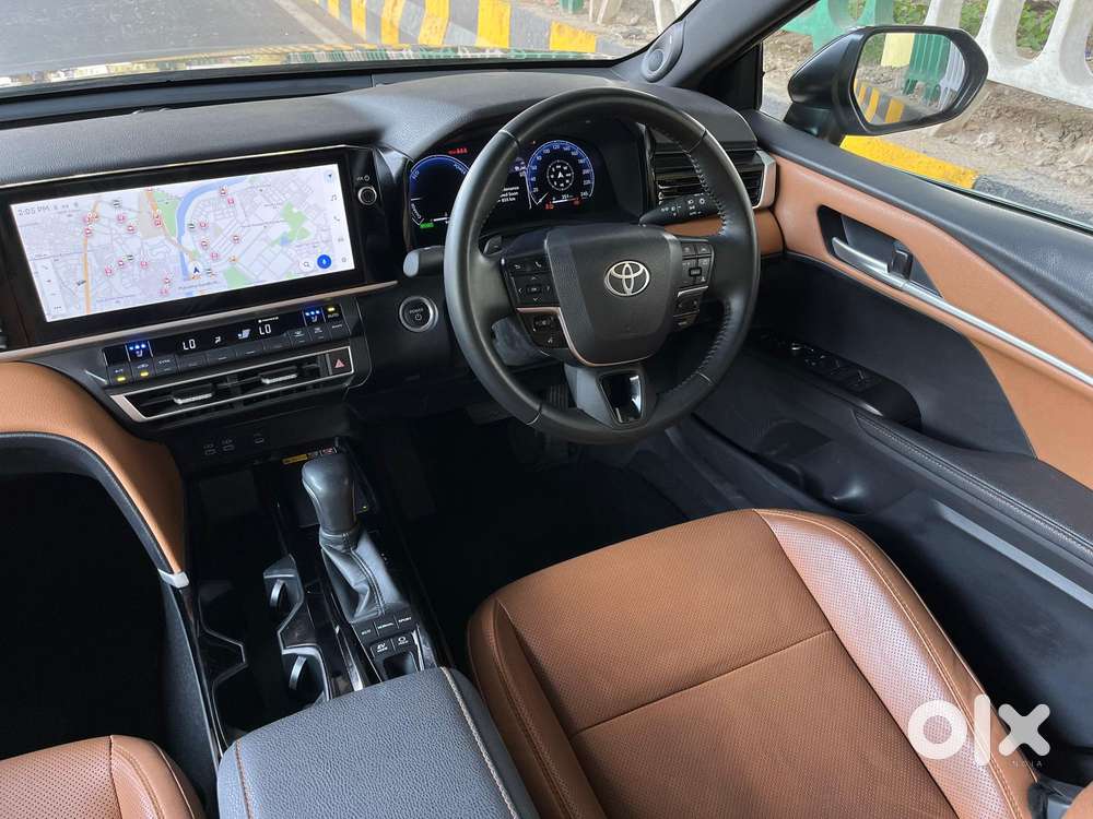 Toyota Camry Hybrid, 2025, Cng & Hybrids