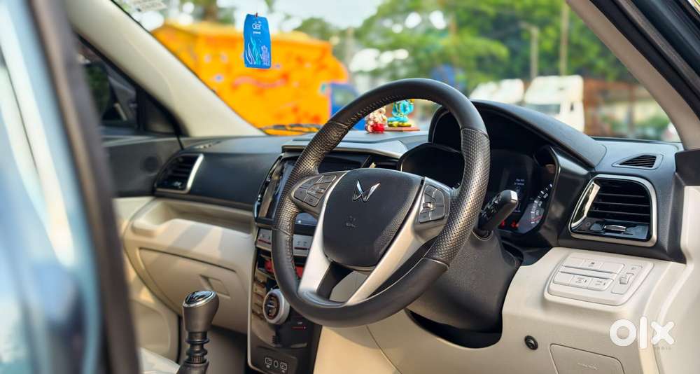 Mahindra Xuv300 W8 Option, 2023, Petrol