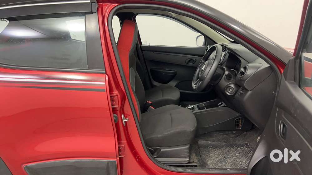 Renault Kwid 1.0 Rxt Amt, 2022, Petrol