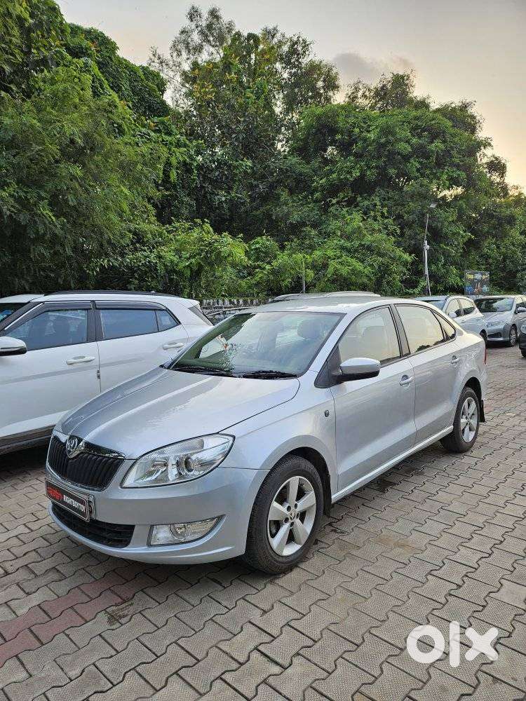 Skoda Rapid 1.5 Tdi At Ambition Plus, 2016, Petrol
