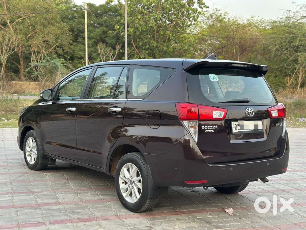 Toyota Innova Crysta 2.4 Vx Mt 8s, 2017, Diesel