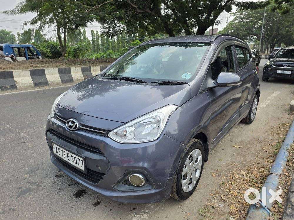 Hyundai Grand I10 Sportz, 2017, Petrol