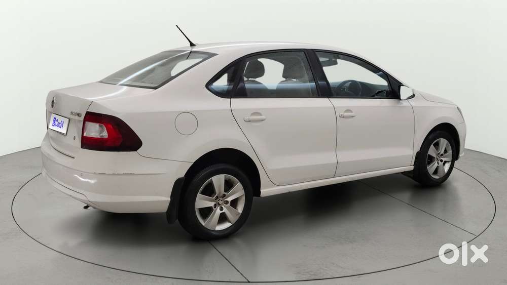 Skoda Rapid 1.6 Mpi Ambition, 2019, Petrol