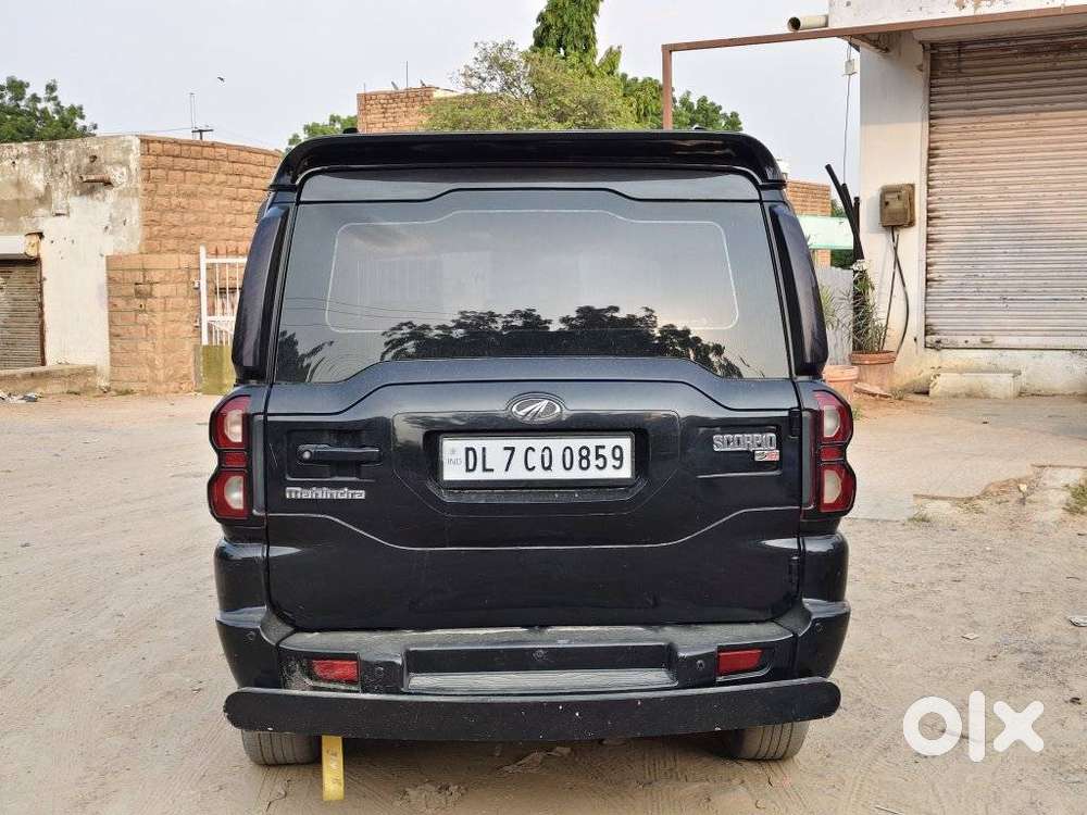 Mahindra Scorpio S10, 2017, Diesel