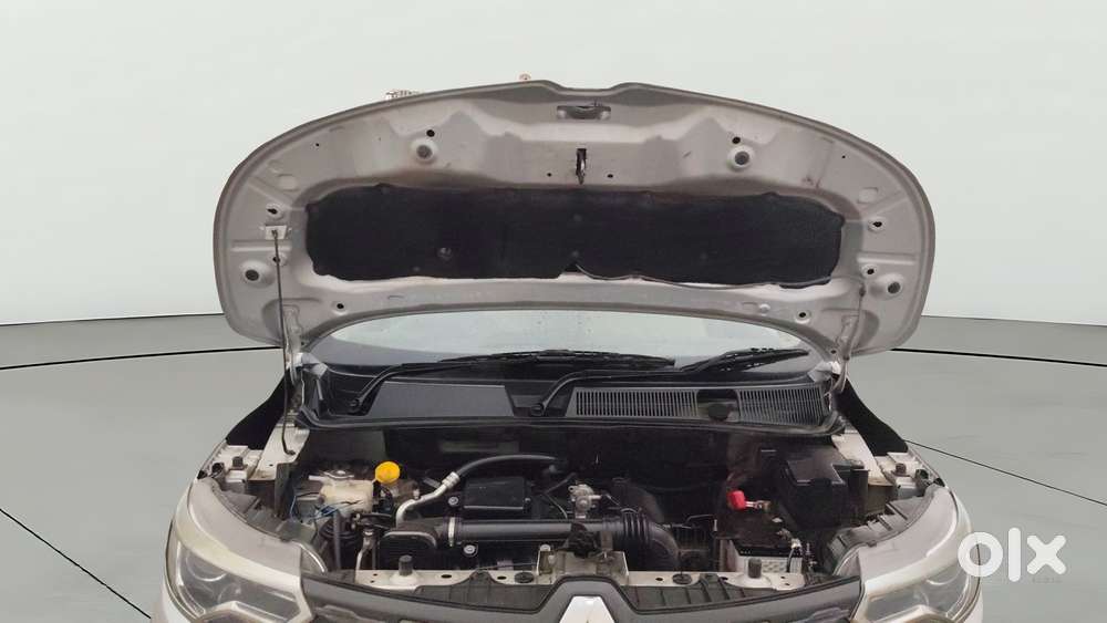 Renault Triber 1.0 Rxe, 2022, Petrol