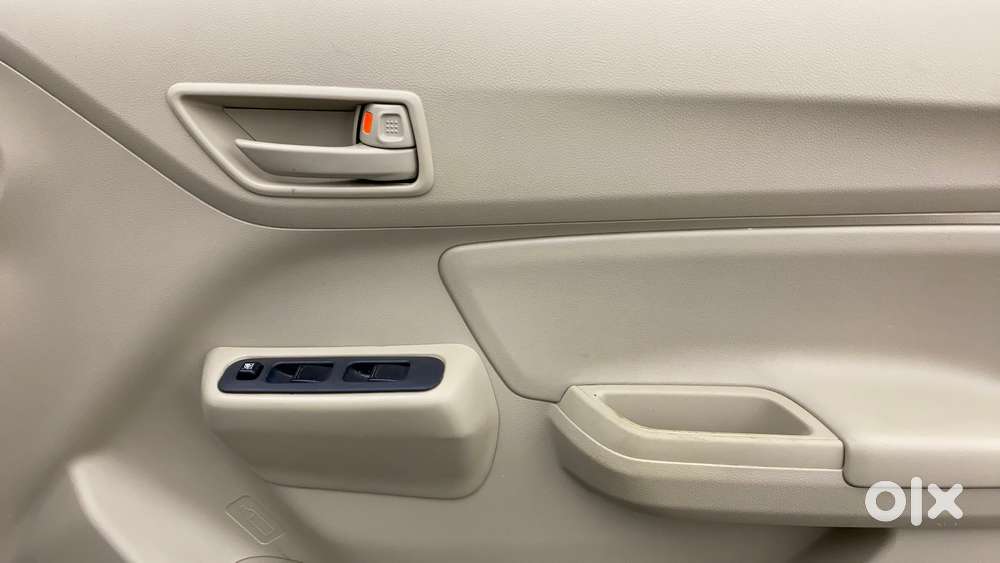 Maruti Suzuki Swift Dzire 1.2 Lxi Bsiv, 2019, Petrol