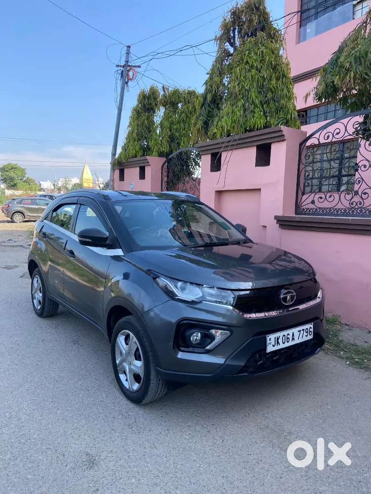 Tata Nexon 2020 Grey Mint Condition Petrol Well Maintained