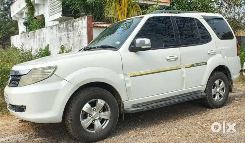 Tata Safari Storme 2016 Diesel Good Condition
