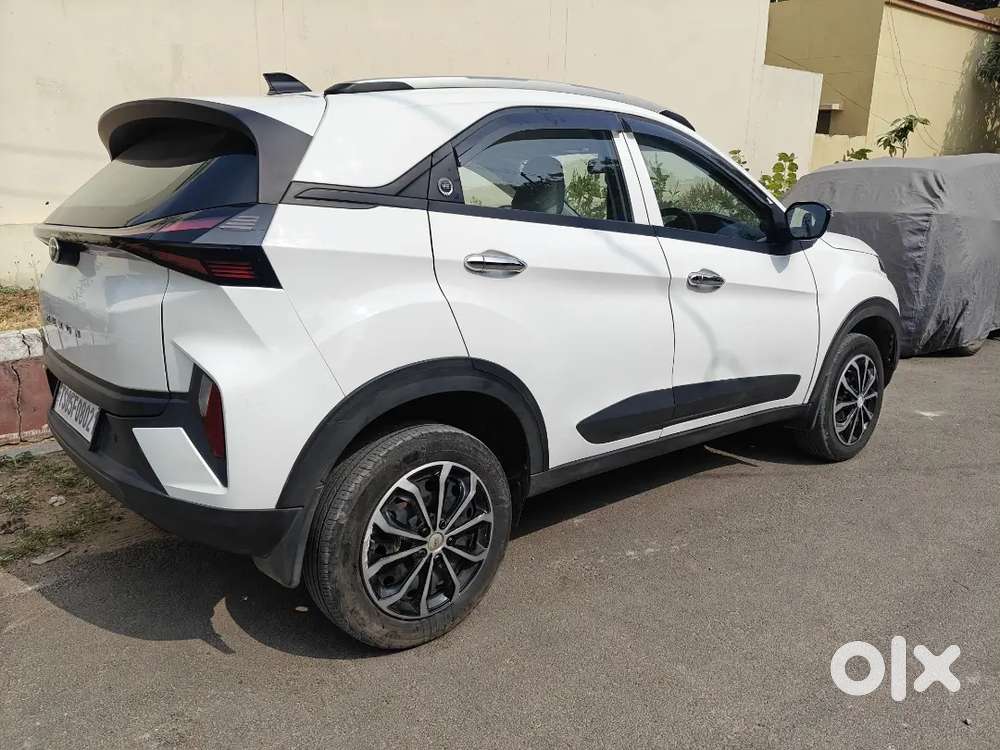 Tata Nexon 2024 Petrol 41500 Km Driven