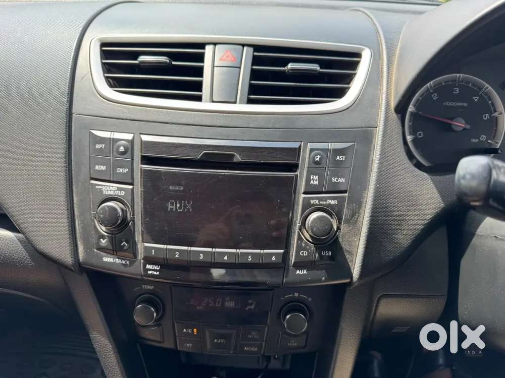 Maruti Suzuki Swift Ddis Zdi 2012