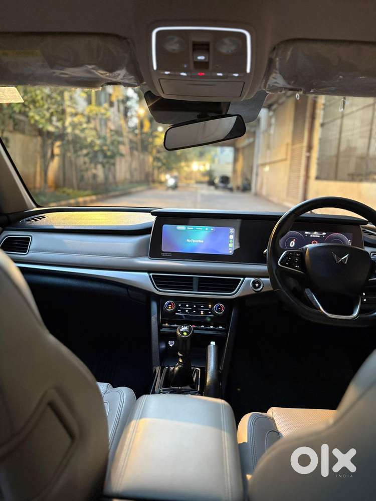 Mahindra Xuv700 2.2 Ax 7 Diesel Mt Str, 2022, Diesel