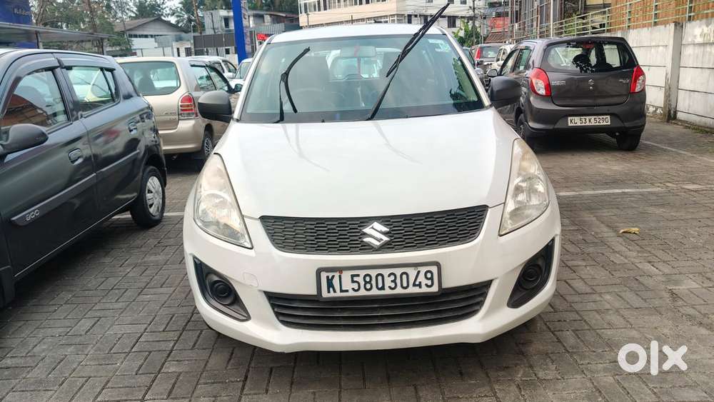 Maruti Suzuki Swift Lxi Option, 2015, Petrol
