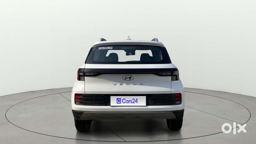 Hyundai Venue 1.2 S (o), 2023, Petrol