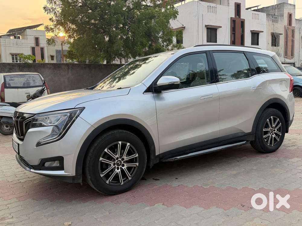 Mahindra Xuv700 2.2 Ax 7 Diesel At Str, 2022, Diesel