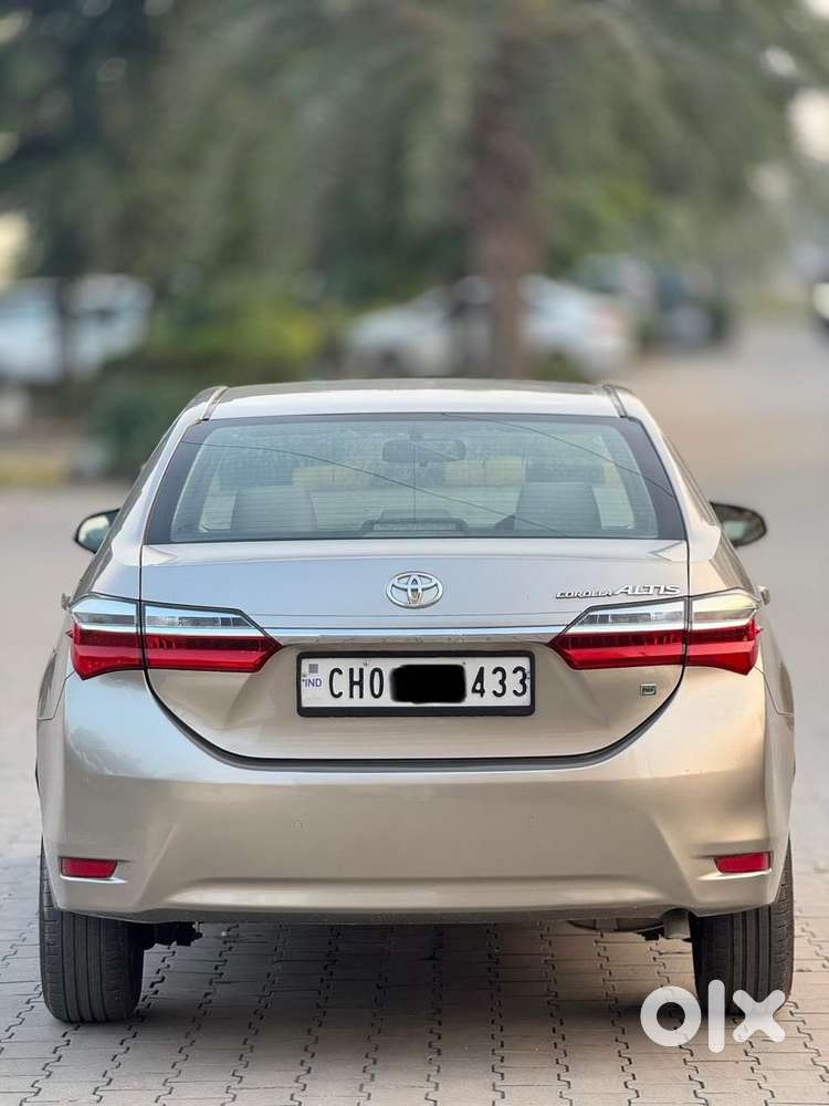 Toyota Corolla Altis J, 2018, Petrol