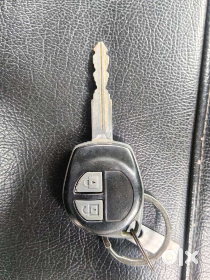 Maruti Suzuki Swift Vxi, 2012, Petrol