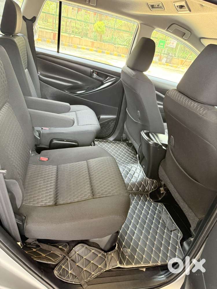Toyota Innova Crysta 2.4 G Mt 7 Str, 2019, Diesel