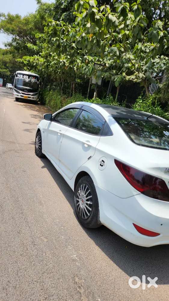 Hyundai Verna 2011 Diesel 87000 Km Driven