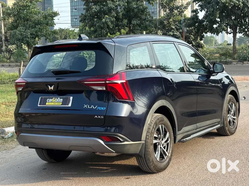 Mahindra Xuv700 2.0 Ax 5 Petrol At Str, 2023, Petrol