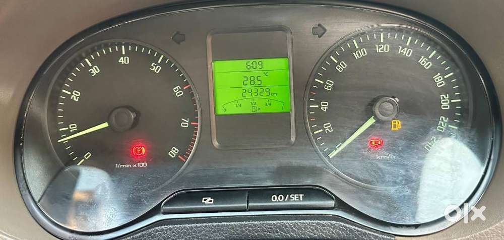 Skoda Rapid 2011-2013 1.6 Mpi Ambition Plus, 2013, Petrol