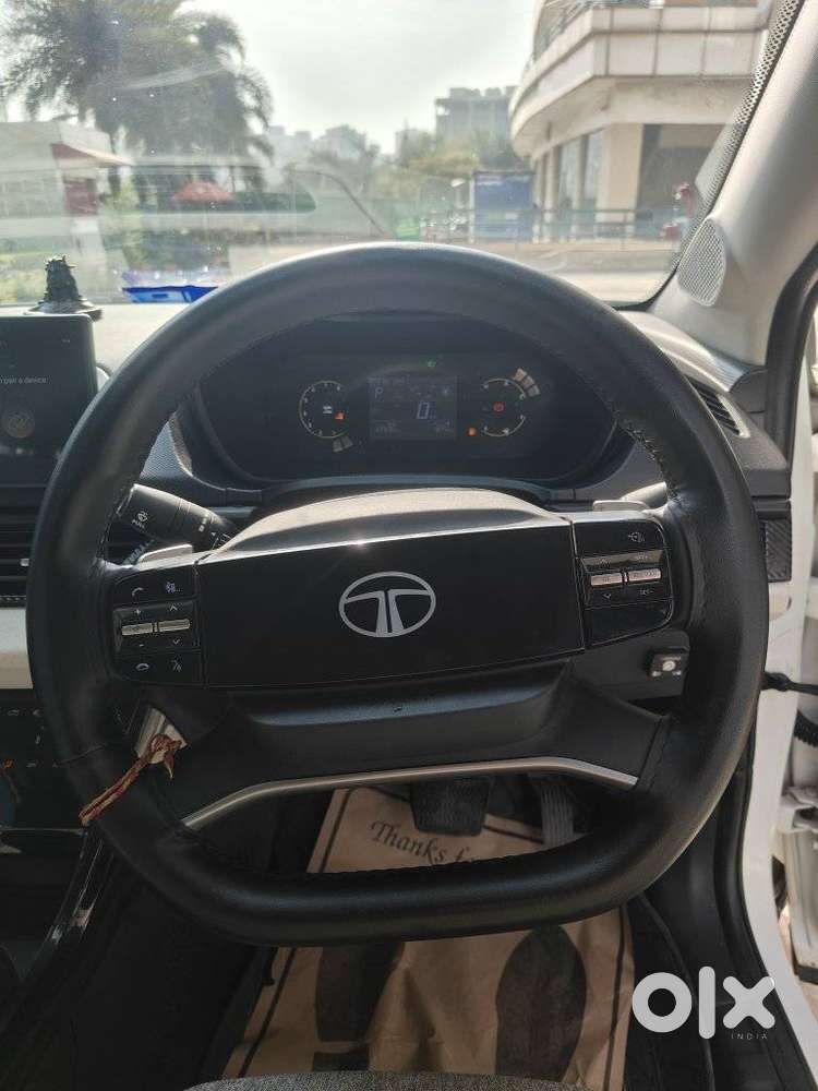 Tata Curvv Crtv Amt, 2025, Cng & Hybrids