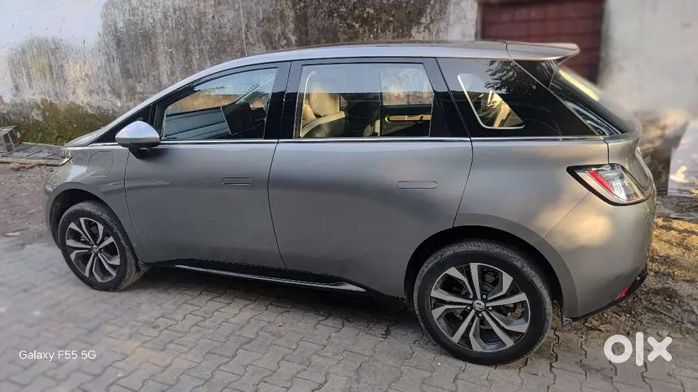 Mg Windsor Ev Essence 2026