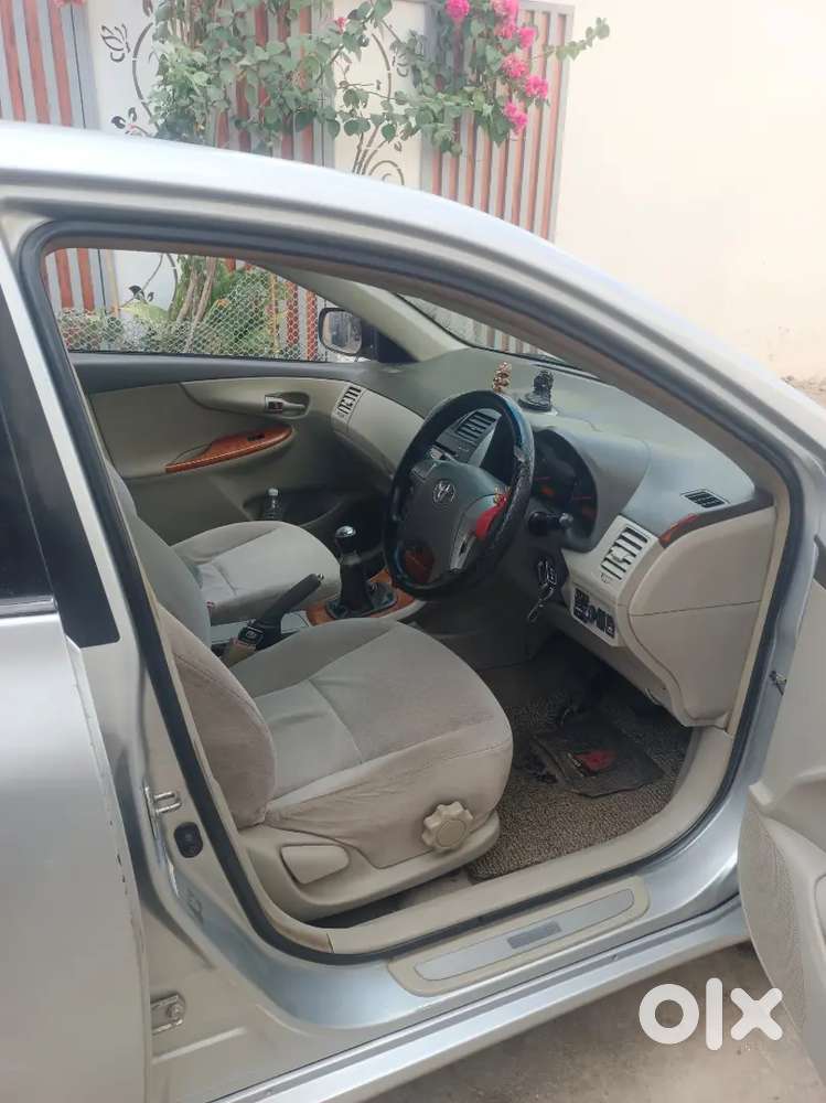 Toyota Corolla Altis Top Model 2010 Cng + Pretol