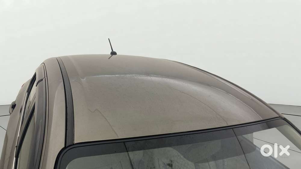 Maruti Suzuki Swift Dzire Amt Zxi, 2022, Petrol