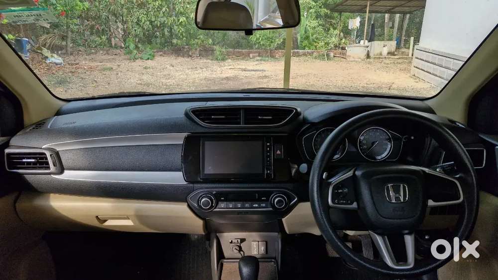 Honda Amaze 2023 Petrol 40000 Km Driven
