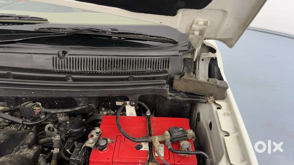 Mahindra Tuv 300 T6 Plus, 2019, Diesel