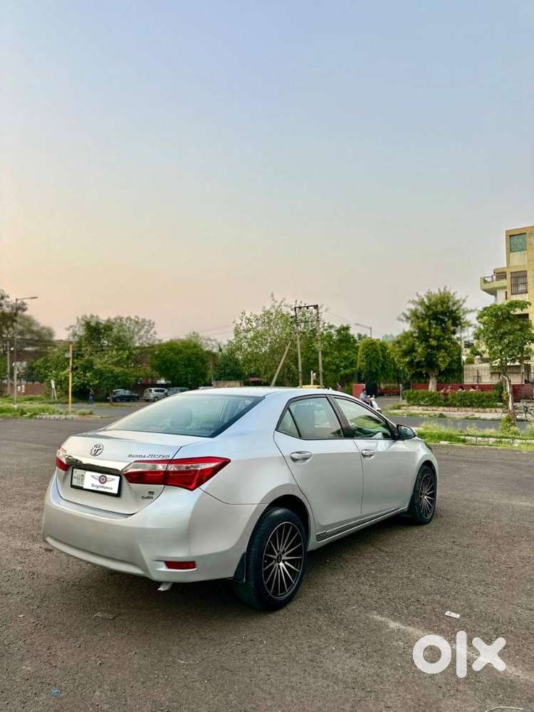 Toyota Corolla Altis D-4d Js, 2014, Petrol
