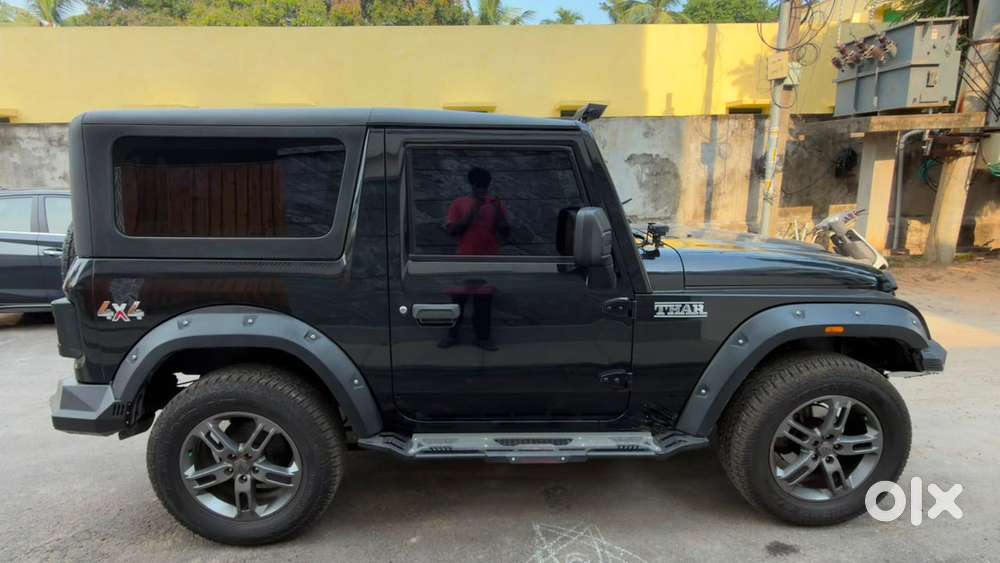 Mahindra Thar Petrol 2022