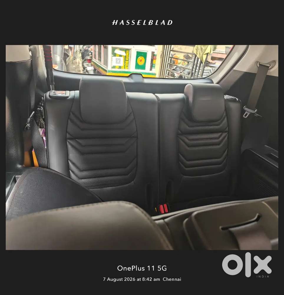 Kia Carens Gravity Luxury 2025 Petrol + Cng 7 Seater Luxury Car Fancy