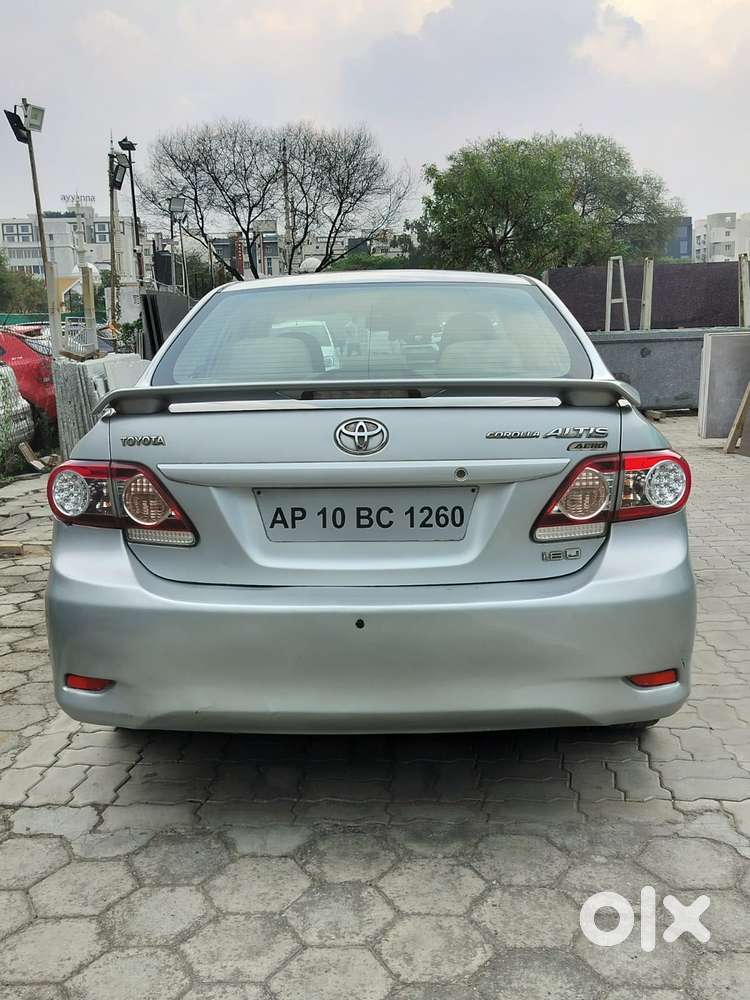 Toyota Corolla Altis 1.8 J, 2012, Petrol