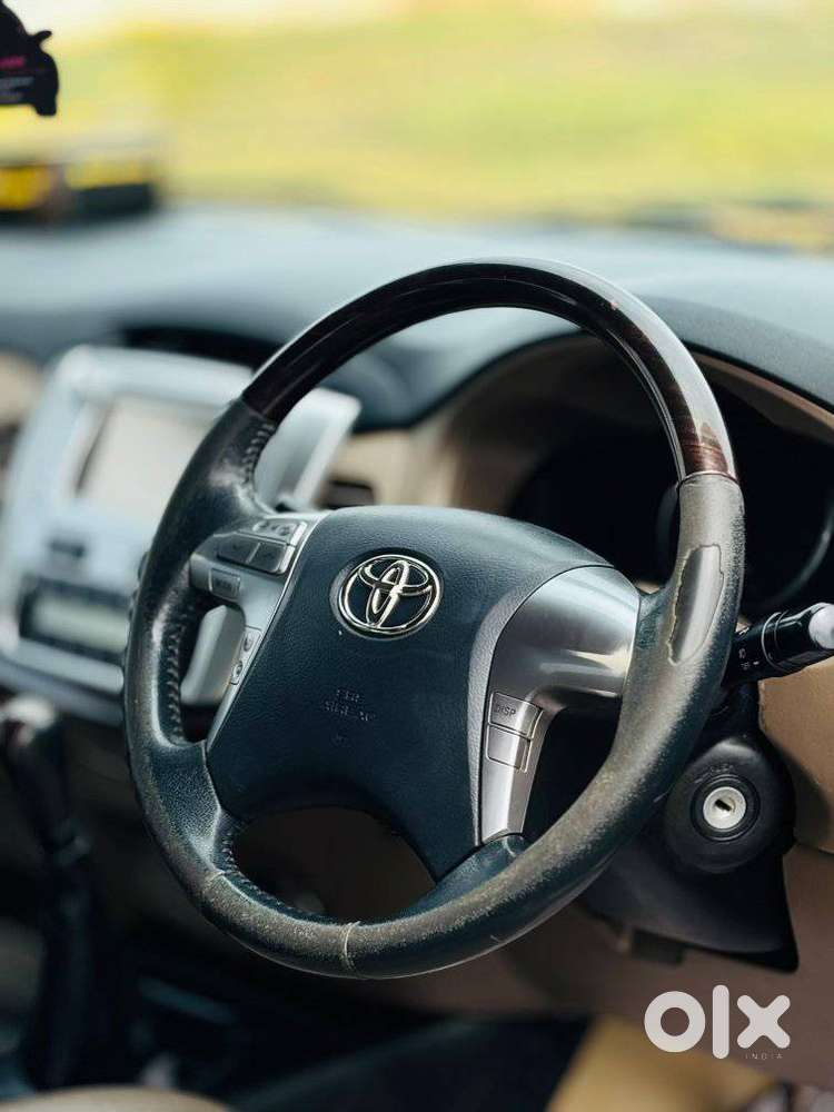 Toyota Innova 2.5 Z Diesel 7 Seater, 2015, Diesel