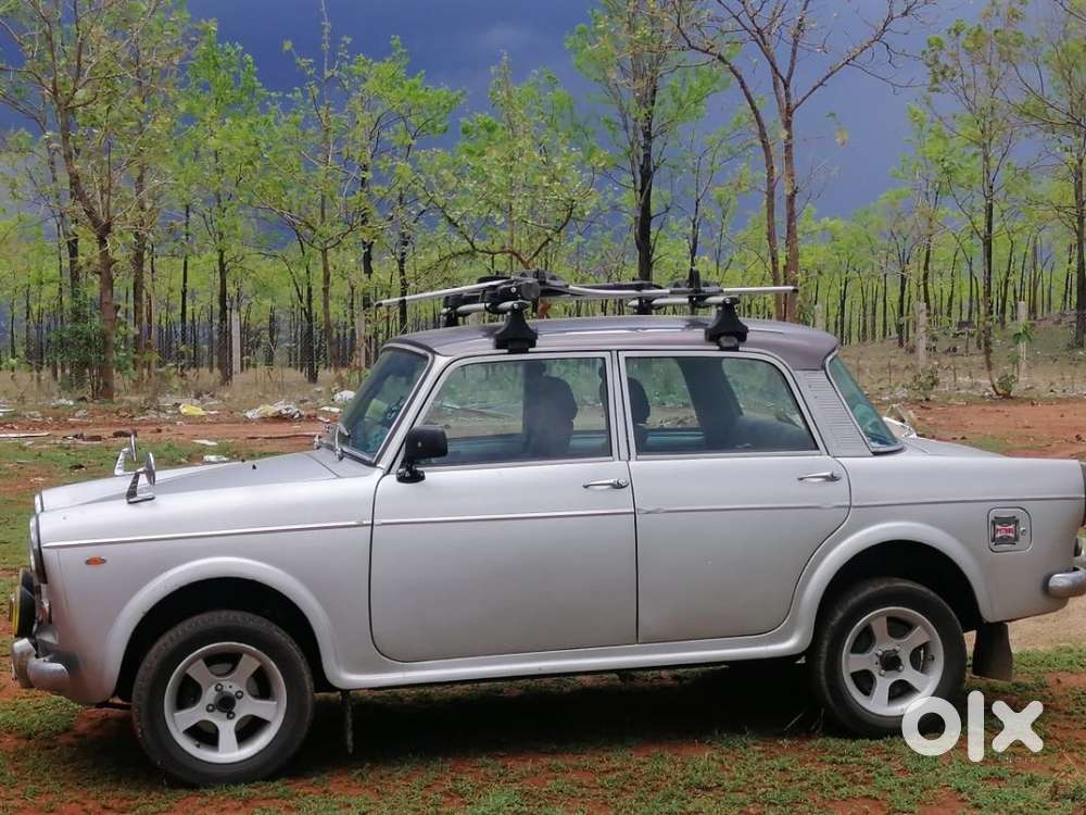 Full Current Fiat Padmini Premier Car Petrol