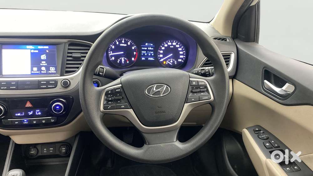 Hyundai Verna 1.6 Vtvt Sx, 2019, Petrol